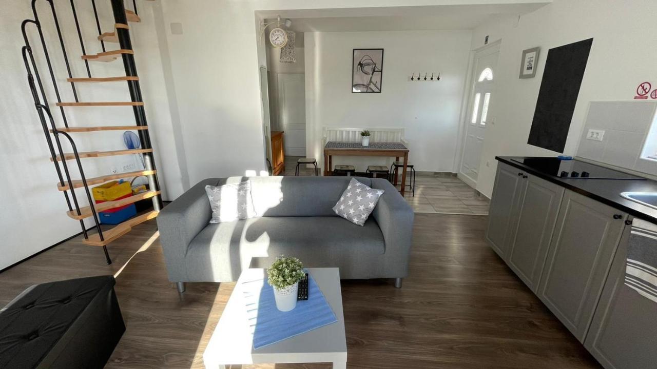 Sunset Sveti Juraj Apartment ภายนอก รูปภาพ